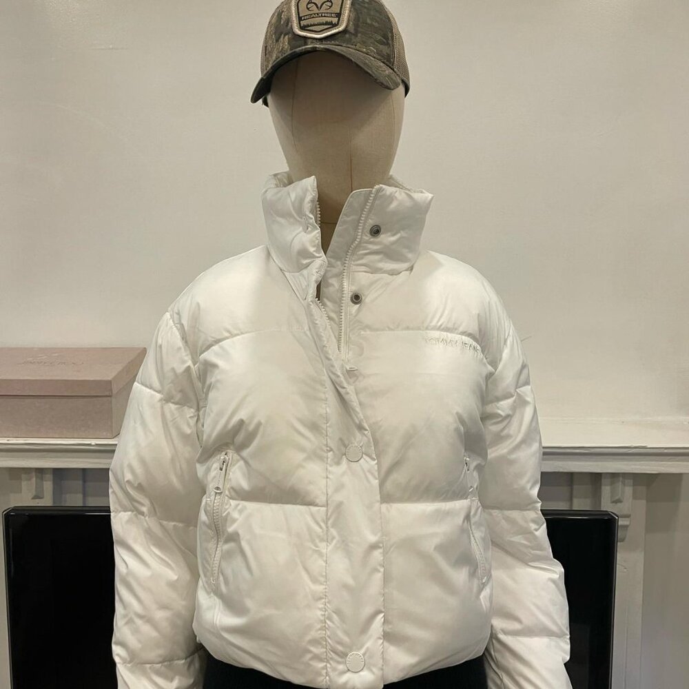 Tommy Hilfiger Jeans | NWT White Puffer Size XS